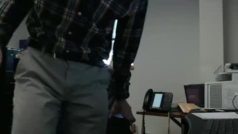 Snapshot of paddleme100 chatting on December 16, 5:00 pm Paddle me online show from December 16, 5:00 pm