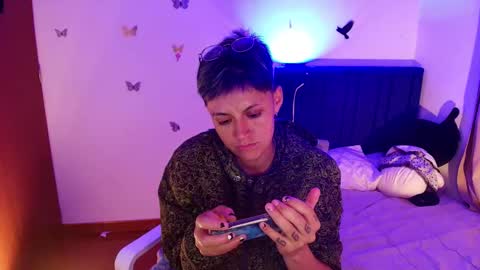 Fernanda online show from November 25, 8:02 am