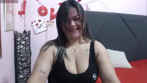 pamela_echeverria online show from March 2, 11:39 am