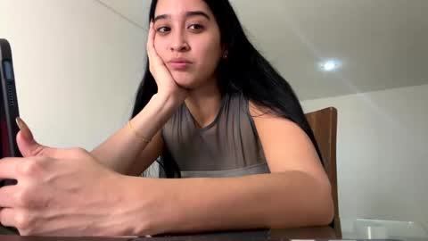 pamela_milleer online show from January 5, 10:10 am