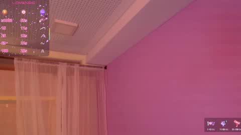 Snapshot of pamelaascott chatting on September 23, 4:17 am P A M online show from September 23, 4:17 am