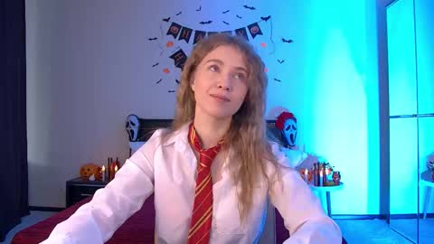 Pamela Blair online show from October 28, 5:52 am