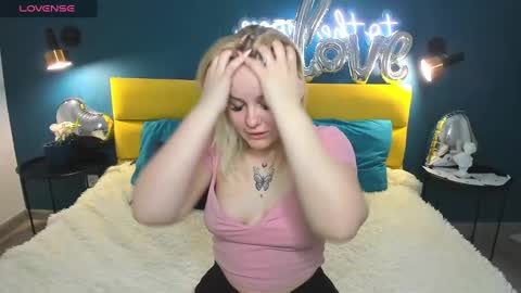 Pamella online show from February 17, 1:15 am