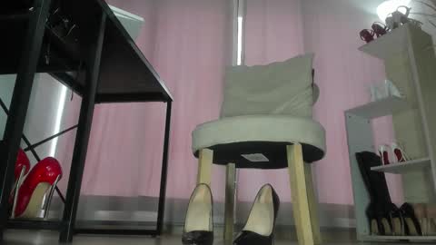 pamelasmith128858 online show from January 9, 8:03 pm