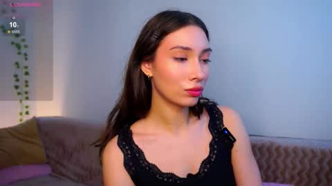 daniella online show from March 9, 8:52 am