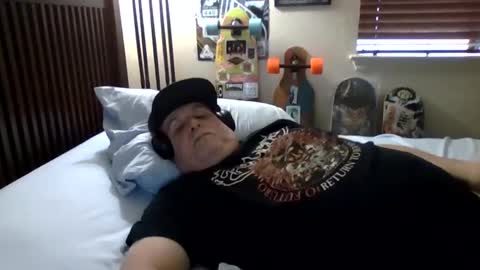 panos online show from February 9, 4:40 pm