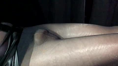 Snapshot of pantyhosissy chatting on September 22, 8:13 pm Pantyhosissy online show from September 22, 8:13 pm