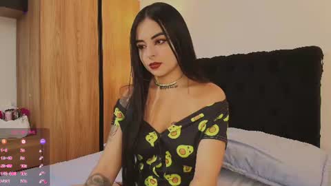 PAOLA IM INDEPENDENT MODEL online show from June 19, 12:05 am