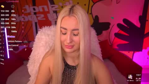 Lia online show from February 28, 9:35 am