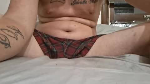 papapfouts online show from June 18, 7:03 am