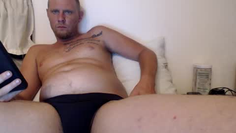 papapfouts online show from June 29, 1:46 am