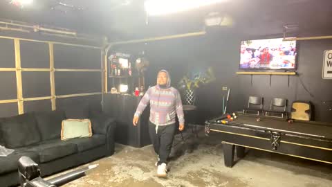 papi_krizz online show from October 20, 3:50 pm