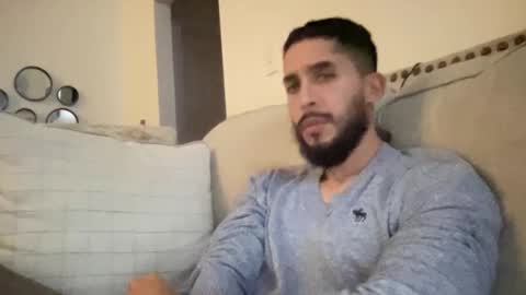 papicubano_guapo23cm online show from October 14, 6:05 am