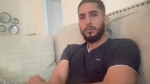 papicubano_guapo23cm online show from October 25, 5:24 pm