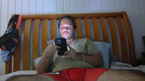 PapiiPR185 online show from February 3, 8:40 am