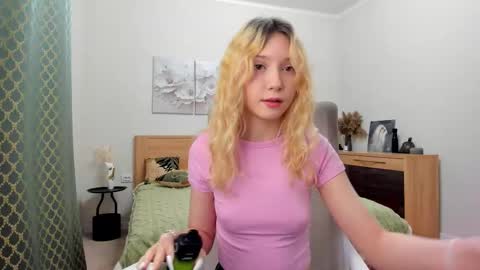 Melena online show from March 4, 8:44 am