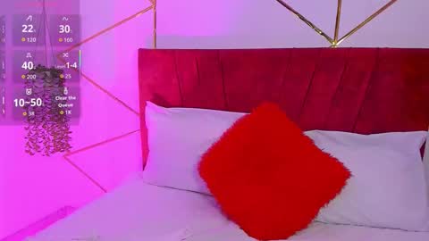 paris_evans_01 online show from October 14, 2:53 pm