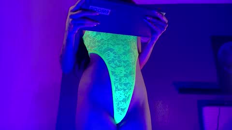 PARIS online show from January 7, 8:36 pm