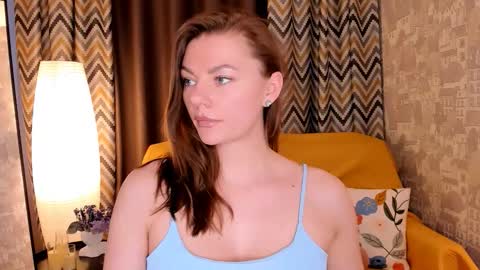 Paris online show from March 15, 8:40 am