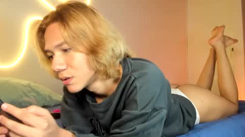 connie online show from December 10, 10:26 pm