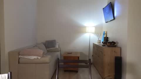 Anna online show from February 24, 9:51 pm