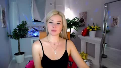 Snapshot of passionate_babe chatting on January 30, 3:33 am I have returned from vacation and I am glad to share my energy and emotions with you online show from January 30, 3:33 am