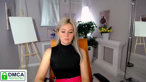 Snapshot of passionate_babe chatting on February 17, 6:31 am I have returned from vacation and I am glad to share my energy and emotions with you online show from February 17, 6:31 am
