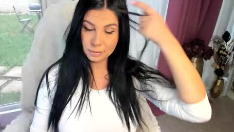 Patricia online show from October 15, 7:10 am