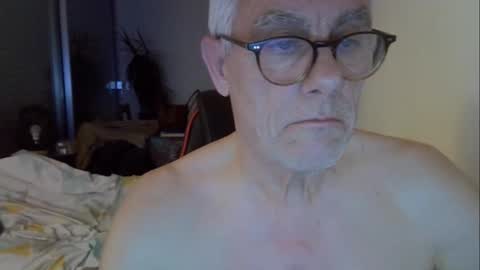 patrick5275 online show from April 24, 9:17 pm