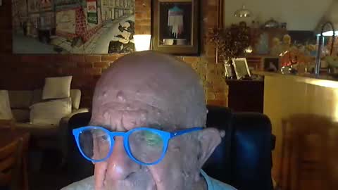 patvac online show from May 1, 3:17 pm