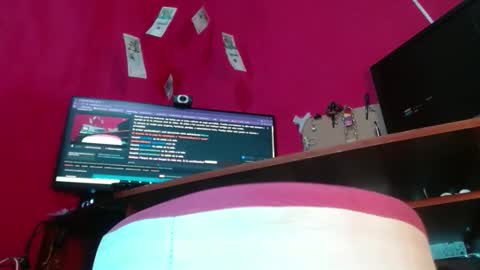 PAULA VALENTINA online show from May 3, 8:59 pm