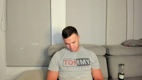 paulblack021 online show from April 27, 12:30 am