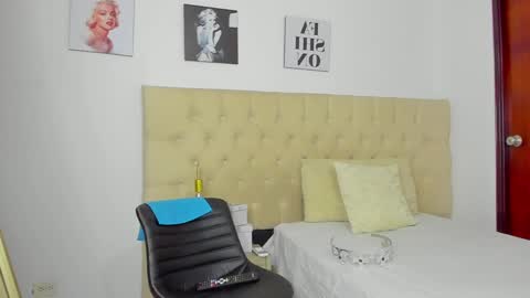 paul online show from February 13, 12:32 pm