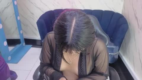 Live 800am 200pm COLOMBIAN HOUR online show from November 10, 1:03 pm