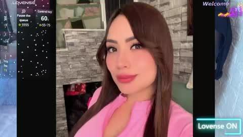 paulina online show from April 21, 4:25 pm