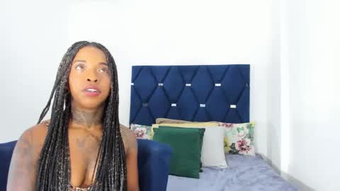 Pauline online show from October 1, 12:10 am