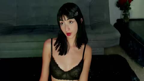Pauline online show from October 6, 11:00 pm