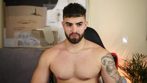 Paul Phoenix online show from April 21, 2:26 am