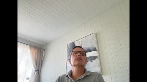 Snapshot of paulwill2377 chatting on October 6, 6:15 pm paulwill2377 online show from October 6, 6:15 pm