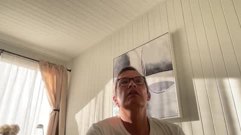 Snapshot of paulwill2377 chatting on October 21, 12:05 am paulwill2377 online show from October 21, 12:05 am