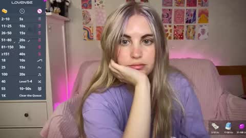 Allisses online show from October 5, 8:45 am