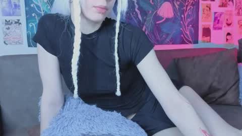 Eva online show from May 5, 10:54 am