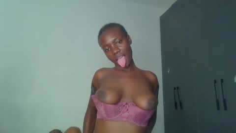 peach_ebonny online show from May 9, 10:32 am