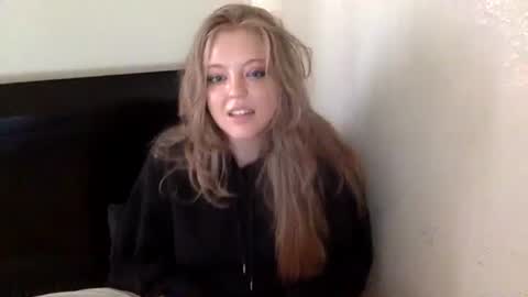 PeachRitual online show from October 17, 10:58 pm