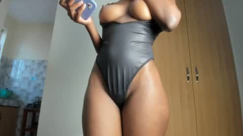 peachy online show from July 28, 2:13 pm