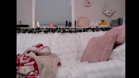 peachypeachgirl online show from January 18, 5:26 pm