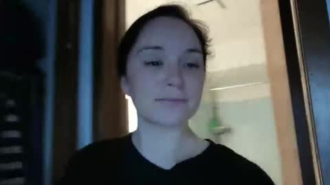 PeachyObsession online show from December 4, 9:58 pm