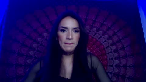 pearlatin online show from May 25, 12:06 am