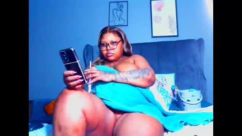 Pearl online show from November 10, 7:49 pm