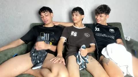 CAIN-19  ALLEN-18 RONALD-18 AUSTIN-18 MOD DANTE online show from April 9, 2:23 pm